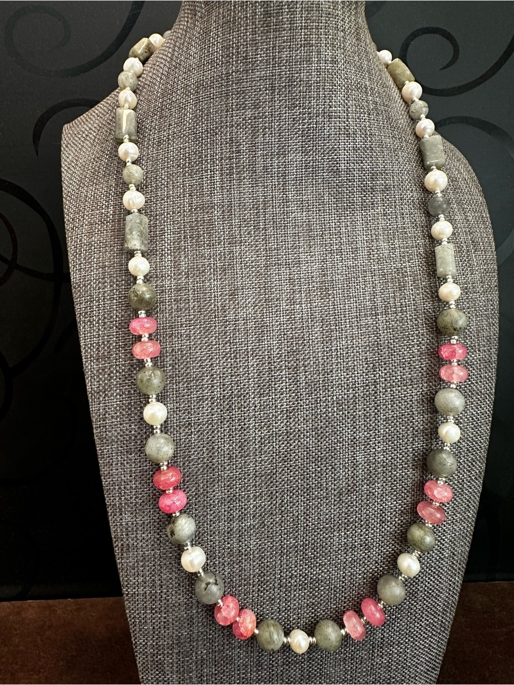 Handmade Pink Quartz , Gray Labradorite& White  Pearls Beaded Necklace